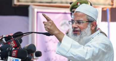 वंदे मातरम थोपना Constitution के खिलाफ